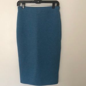 Haute Monde Women’s Blue Tube Skirt Size Medium MIDI Stretch NEW